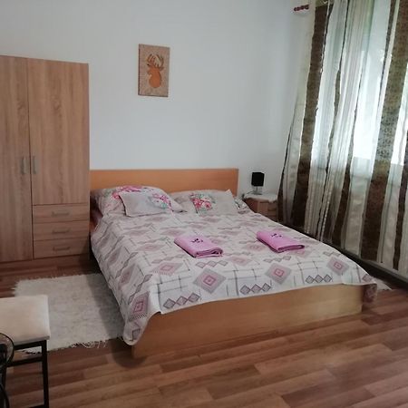 Ferienwohnung Vadasztanya Fogado Egerszalók Exterior foto