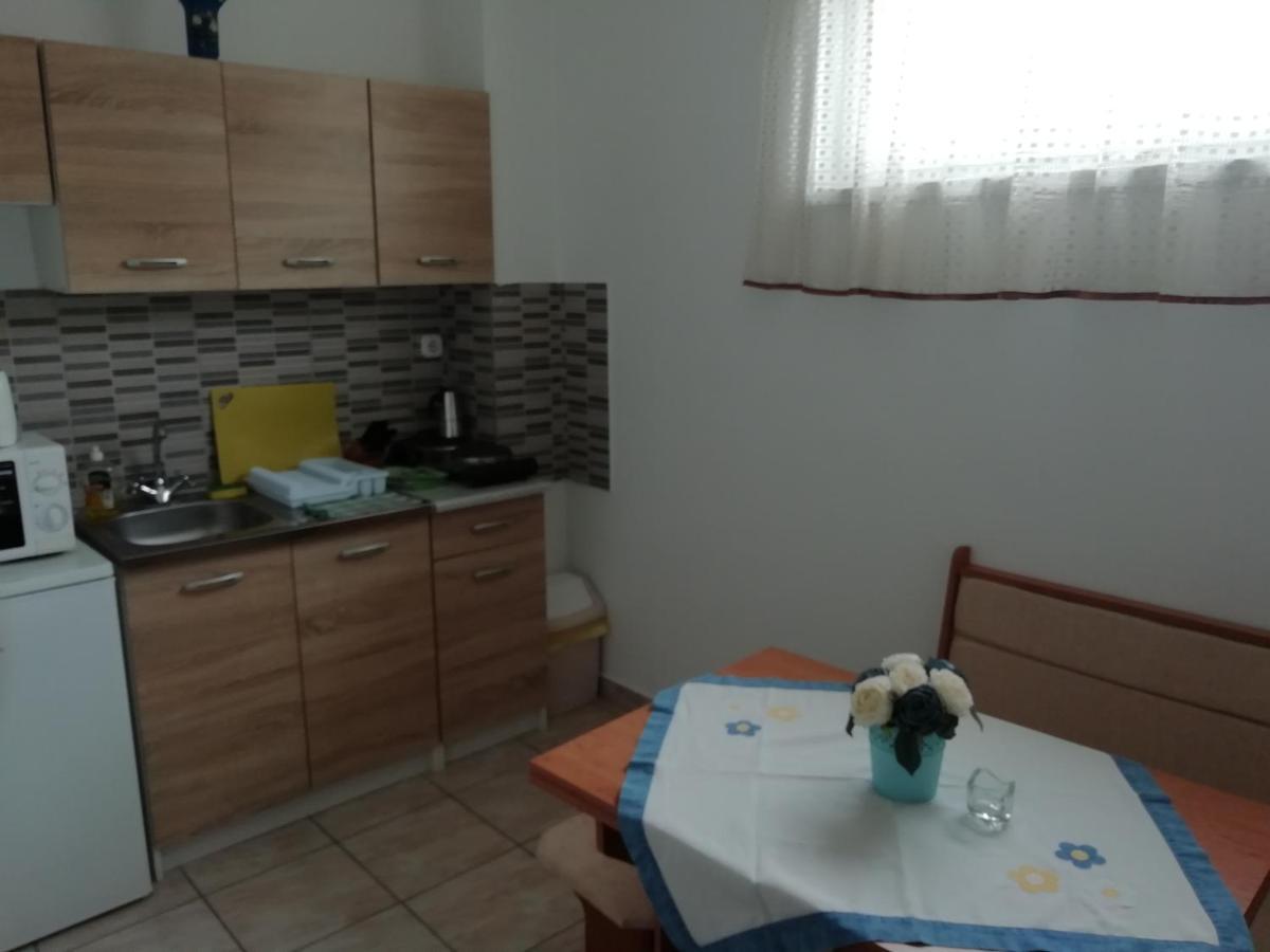 Ferienwohnung Vadasztanya Fogado Egerszalók Exterior foto