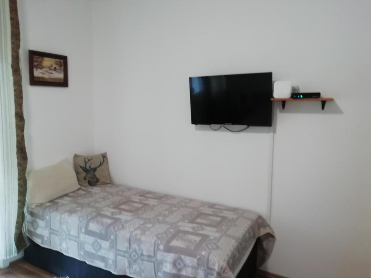 Ferienwohnung Vadasztanya Fogado Egerszalók Exterior foto