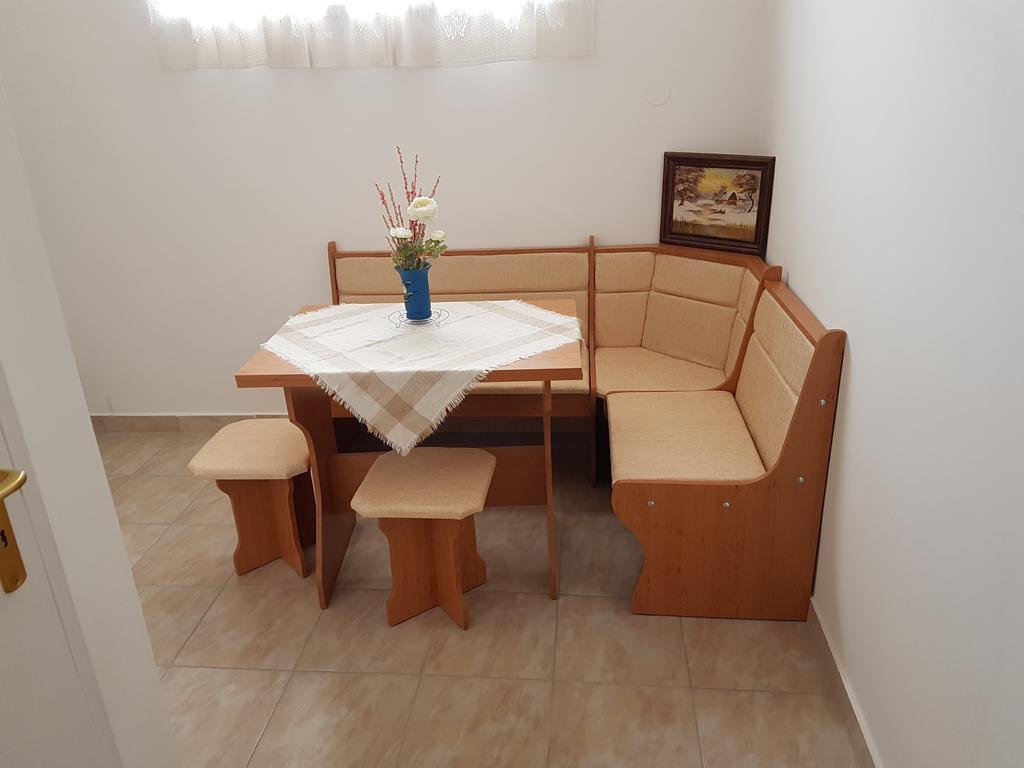 Ferienwohnung Vadasztanya Fogado Egerszalók Exterior foto